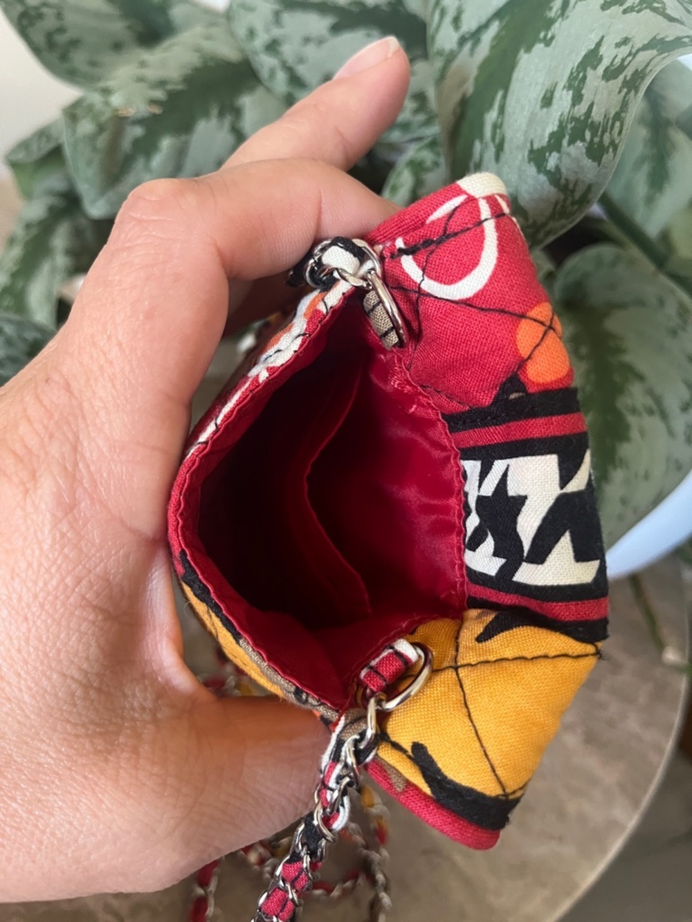 Vera Bradley Floral Quilted Mini Crossbody Phone Case in Red, Orange, Black - Picture 7 of 7